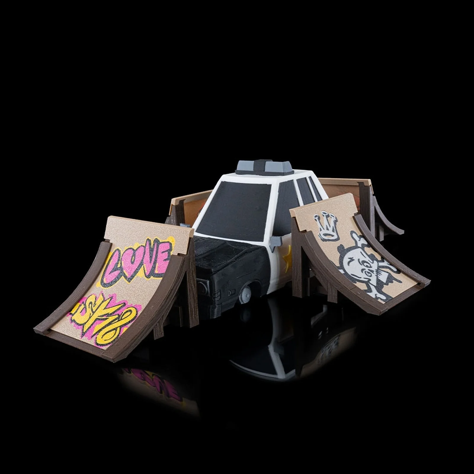 Finger Skate/Skating Park - 3D Printed Police Car Ramp